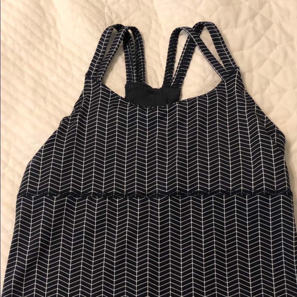 Oiselle Chevrona Shimmel
